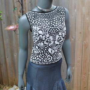 Tadashi Shoji Elegant Beaded Floral Top Sz Medium
